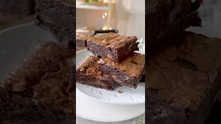 How to make FUDGY CHOCOLATE BROWNIES with a SHINY CRINKLE TOP [upl. by Theis388]