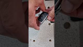 MB Mercedes Schlüssel Batterie wechseln key battery change [upl. by Asirb762]