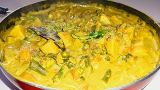 Mix Veg Kurma Curry  Multipurpose Curry For Roti Poori Dosa amp Idli  Vegetable Korma Curry [upl. by Nahgam]