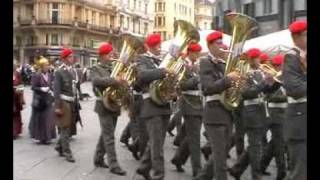 Fronleichnamsprozession auf dem Stephansplatz in Wien [upl. by Briny575]