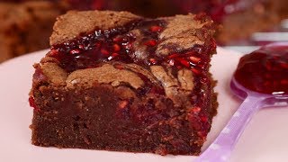 Raspberry Brownies Recipe Demonstration  Joyofbakingcom [upl. by Romelda]