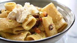 PASTA CREMOSA CON PESTO DI PISTACCHI BURRATA E GUANCIALE [upl. by Seigel]