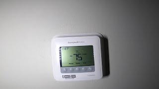 Problem with Honeywell ProSeries thermostats [upl. by Annaeirb]