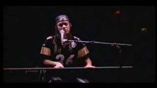 Alicia Keys Troubles live AMAZING PERFORMANCE [upl. by Rebmyk]