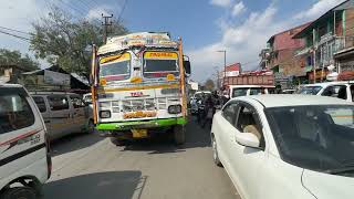 Ambulance stuck in traffic jam at Bus Stand Kishtwar vehicles continue to flouted rules Watch [upl. by Gault]