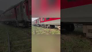 train patri se utar gai patri par train ko kaise laya jata hai train accident virol vidio [upl. by Akilat]