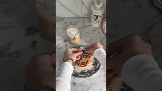 kinder banana pancakes 🍫🥞🎄 christmas breakfast breakfastrecipe christmasdecor xmas [upl. by Slotnick]