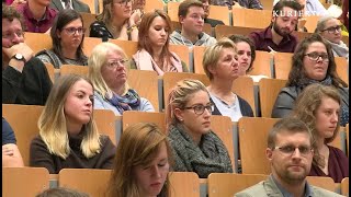 Doppelbelastung Studieren ohne Job fast nicht möglich [upl. by Yztim]