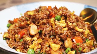 BETTER THAN TAKEOUT AND EASY Chinese Chicken Fried Rice Recipe [upl. by Felten]