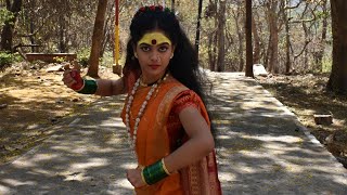 Gondhal maharashtrian folk dance  Indian dancer [upl. by Livvy]