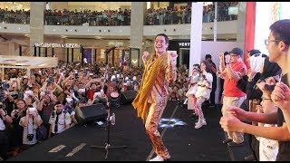 PPAP singer performs live in Malaysia [upl. by Neibart]