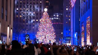 2023 Rockefeller Center Christmas Tree Lighting  El Minuto English [upl. by Doy]