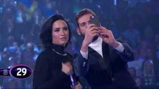 Demi Lovato lär Pär att ta en bra selfie  Idol Sverige TV4 [upl. by Helmut]