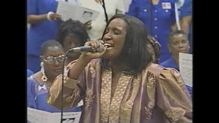 I Surrender My All  Lucinda Moore GMWA Women of Worship 2000 [upl. by Buyse]