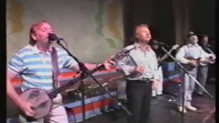 THE Wolfe Tones live at the NationalKilburn Londonavi [upl. by Ahtimat]