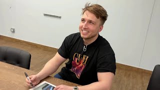 Shayne Topp meets some fans [upl. by Anon]