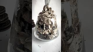 This Oreo whipped cream recipe is insanely delicious and so easy to make [upl. by Susejedairam]