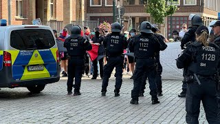 210724 1415 Uhr Kiel Demonstrationen Pro amp Contra Pressefreiheit  Compact [upl. by Jan17]