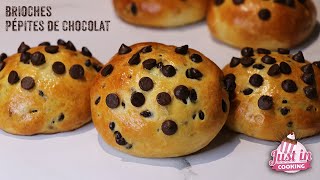 Recette des Brioches aux Pépites de Chocolat [upl. by Pravit]