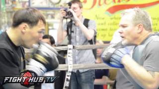 Provodnikov vs Algieri Ruslan Provodnikov works out wFreddie Roach [upl. by Arno]