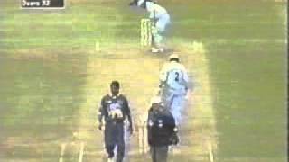 GANGULYS 183 DRAVIDS 145 India Vs Sri Lanka World Cup 1999 [upl. by Orestes]