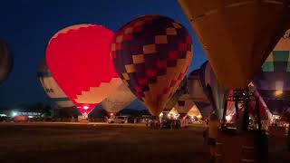 Invasione di mongolfiere allaviosuperficie di Terni ecco Night glow [upl. by Allicerp897]