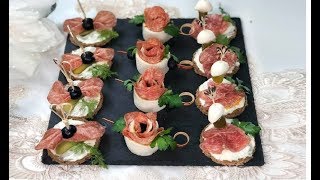 BASTANO 5 MINUTI E SONO PRONTI  ANTIPASTI DELLE FESTE TARTINE NATALIZIE [upl. by Naamana]