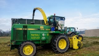 Gras Häckseln 2014 durch LU Thier Essing mit John Deere HD [upl. by Annaerdna]