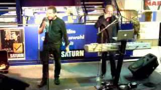 OMD Live im Saturn am Hansaring Köln [upl. by Slemmer640]