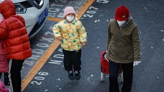 Alarma en la OMS por el aumento de enfermedades respiratorias en China [upl. by Alocin262]