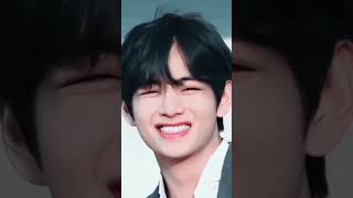 Kim taehyung cute video 🥰❤️✨ trending btsmember youtubeshorts army kpopmaleidols [upl. by Dallas]