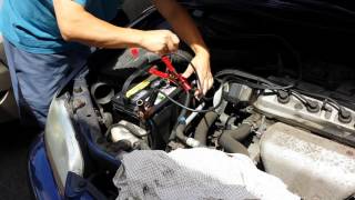 replace Honda Accord 2002 Battery [upl. by Wendalyn]