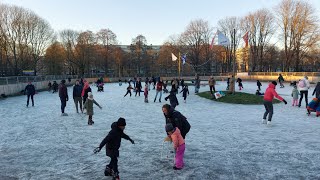 IJspret in Utrecht Overvecht op natuurijsbaan Park de Watertoren [upl. by Nosnar]