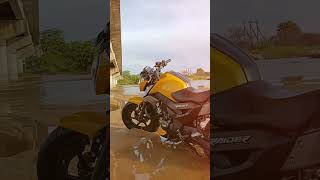 Rajnikant movie dialogues TVS raidea 46 Bike tyre smartphone biketyre bikerider rider 🥰🥰 [upl. by Nonnelg424]