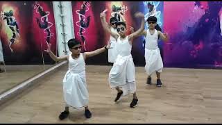 Lungi Dance Chennai express Choreography by Kishan dancer [upl. by Blackmun980]