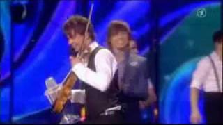 Alexander Rybak breaks his Eurovision winning trophy [upl. by Ruggiero]