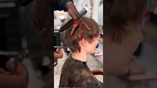 how to use hair thinning shears  pixie haircut shortsfeed [upl. by Enialedam]