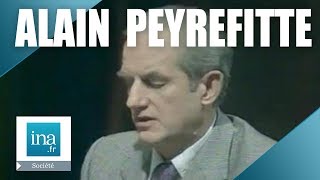 Alain Peyrefitte partisan de la peine de mort  Archive INA [upl. by Reinold]