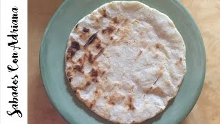 Como Hacer Arepas sencillas Colombianas  Sabados Con Adriana [upl. by Kevyn]