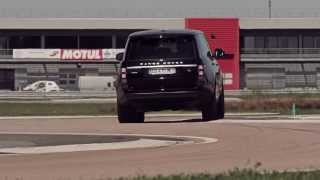 Essai Sport Auto  Land Rover Range Rover Supercharged [upl. by Nawor685]