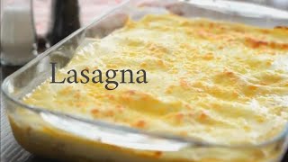 White Sauce Chicken Lasagna  Creamy Bechamel Sauce tavuklu lazanya tarifi [upl. by Nosreg]