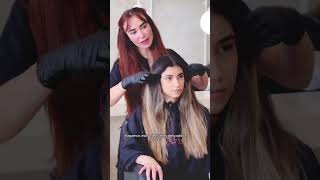 Hermosa dama haciendo transformación de coloración de cabello blonde balayage haircolor [upl. by Esilehs]