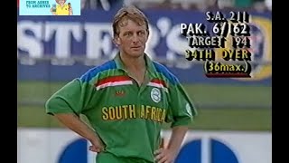 1992 World Cup  Oh Huddo Andrew Hudson drops a sitter off Ijaz Ahmed SA vs PAK Gabba [upl. by Langer]