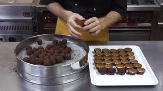 Tartufi al cioccolato ricetta fullHD [upl. by Nitsej135]