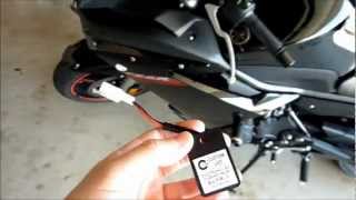 Motorcycle Flasher Relay Yamaha FZ6R Turn Signals Lights Howto Install and Demo [upl. by Gainor]