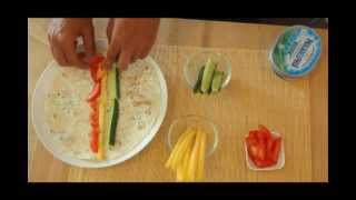 Koken met Mo  Recept vegetarische tortilla wraps hapjes [upl. by Eidderf702]