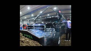 Cummins goes full send into the sand pile truckpull [upl. by Aibun]