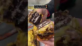 Man makes pakodas with pastries in viral video End is near says Internet [upl. by Rurik30]