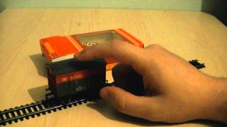 Hornby Railways R117 VEA BR Railfreight Box Van Wagon Review OO Gauge HD [upl. by Ydnih]