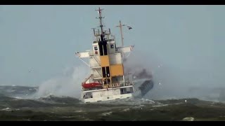 Stormy Weather Westkapelle NL 07122011 [upl. by Haelem34]